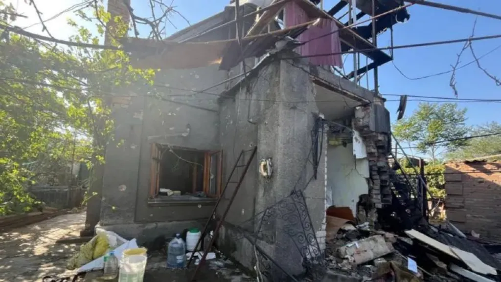 У Дніпрі пролунали вибухи: в ОВА показали наслідки ворожої атаки