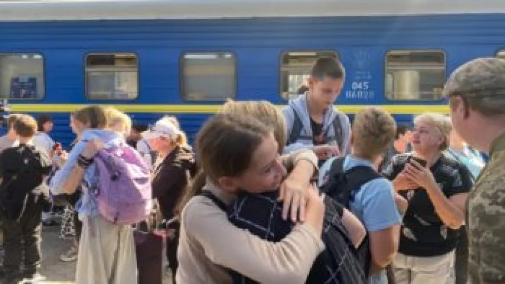 Діти з Дніпра повернулися з табору «Соколята»: відпочинок організовано за підтримки мера Бориса Філатова