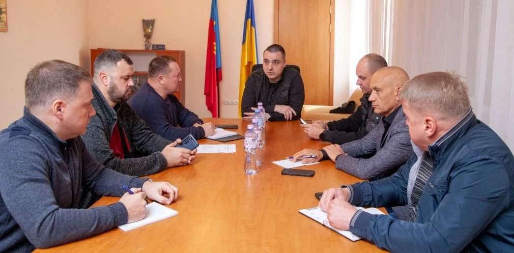 На Нікопольщині обговорили забезпечення сталого інтернету в Пунктах незламності та розширення мережі Wi-Fi