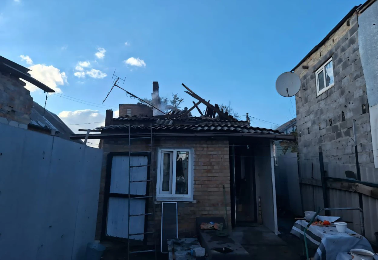 Ворожі атаки на Дніпропетровщині: пошкоджені будинки, підприємства та інфраструктура