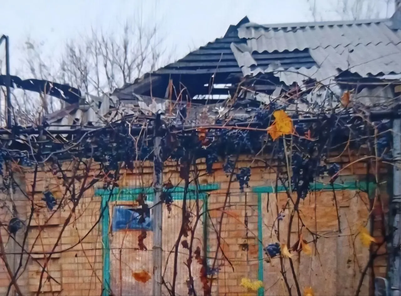 Ворожа атака по Дніпру та області: пошкоджені будинки, є жертви й поранені