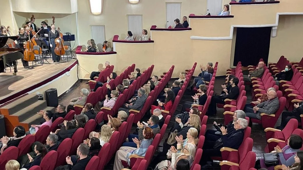 Вихідні у Дніпрі: музика, стендап і театр — добірка подій на 13–14 грудня