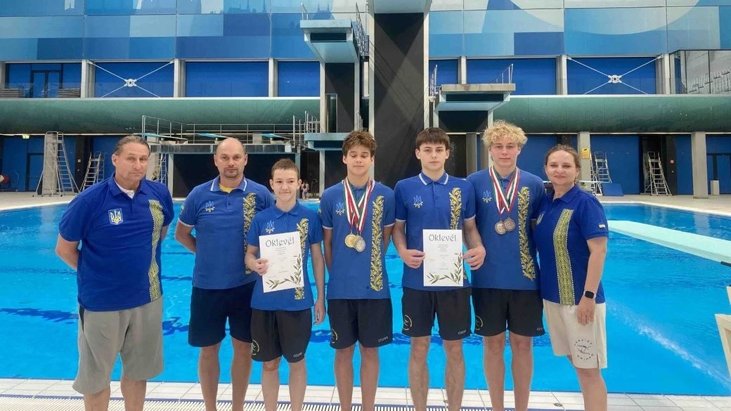 Дніпропетровці здобули золото на чемпіонаті Польщі зі стрибків у воду