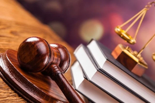 У Дніпрі судять через “примарну” автостоянку: чи є вона реальною?