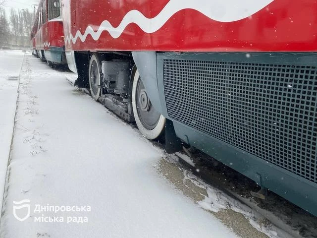 Останні трамваї з Лейпцигу виходять на маршрути Дніпра: модернізовані вагони вже в русі