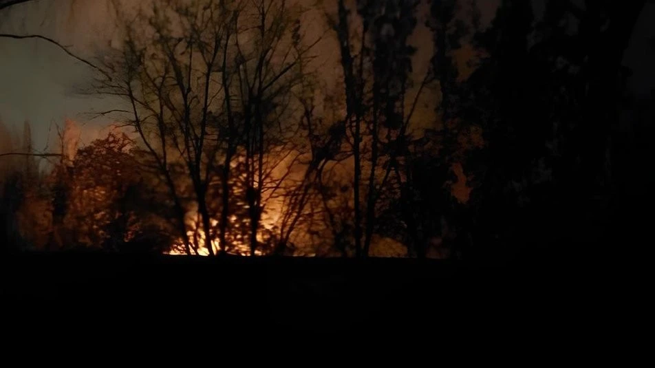 Масована атака на Дніпро: пошкоджено будівлі, виникли пожежі