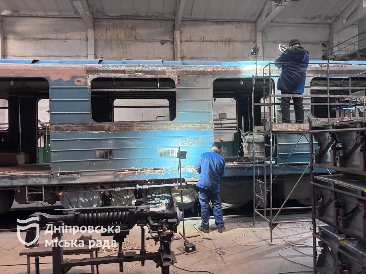 Дніпровське метро: мільйони поїздок, ремонт вагона та нові сервіси для пасажирів