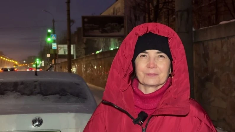 Снігопад у Дніпрі: комунальники працюють над ліквідацією наслідків негоди