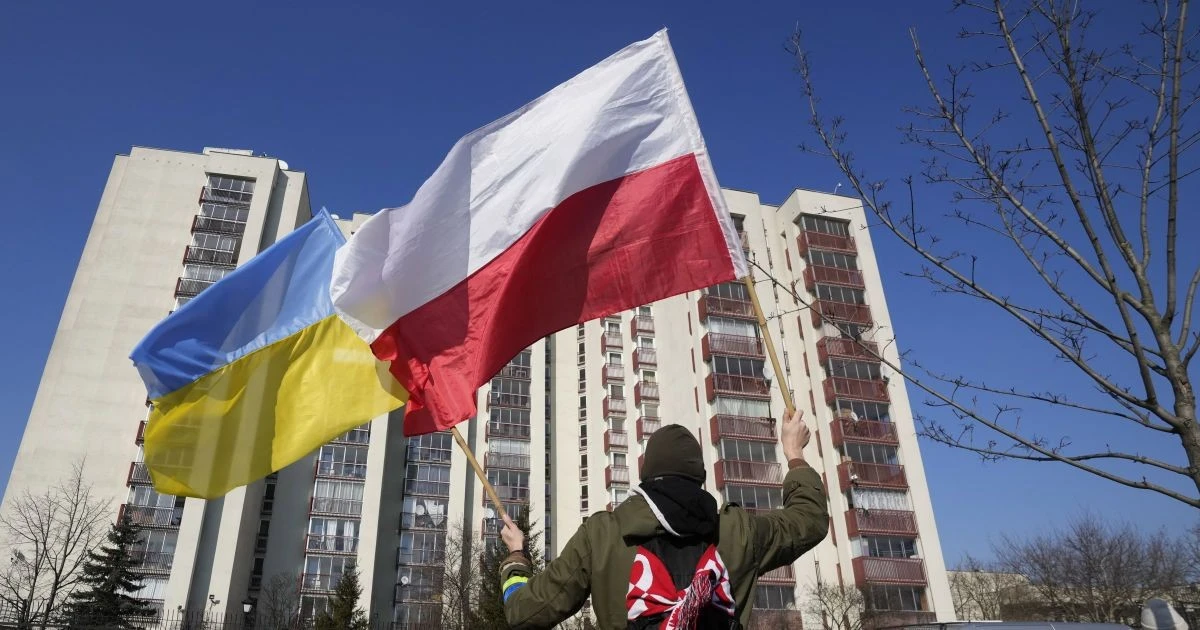 Польща змінює правила працевлаштування для українців: кого торкнуться нові обмеження