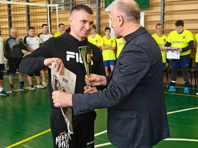 Новорічний кубок з волейболу на Дніпропетровщині: перемогли П’ятихатська ТГ