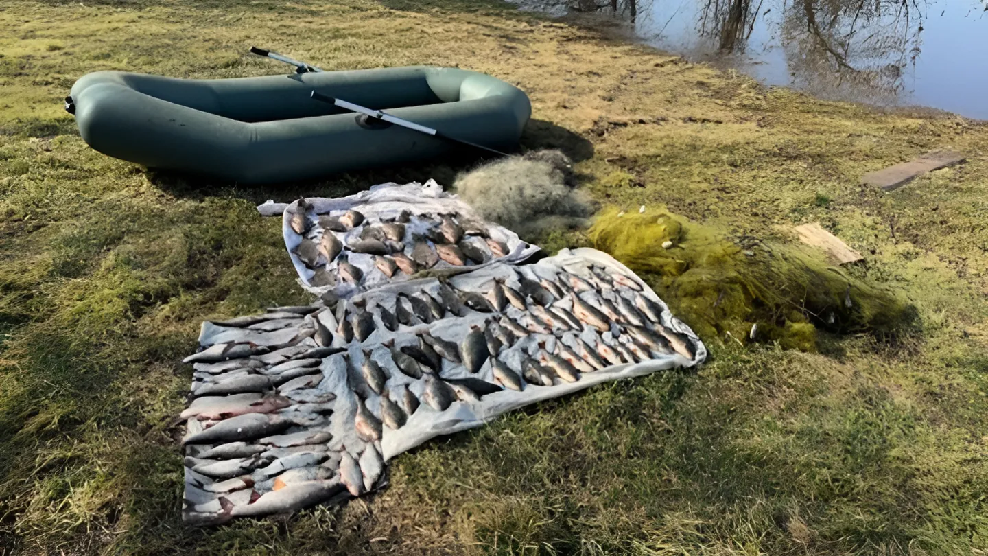 На Карачунівському водосховищі затримали браконьєрів із 21 кілограмом незаконного улову