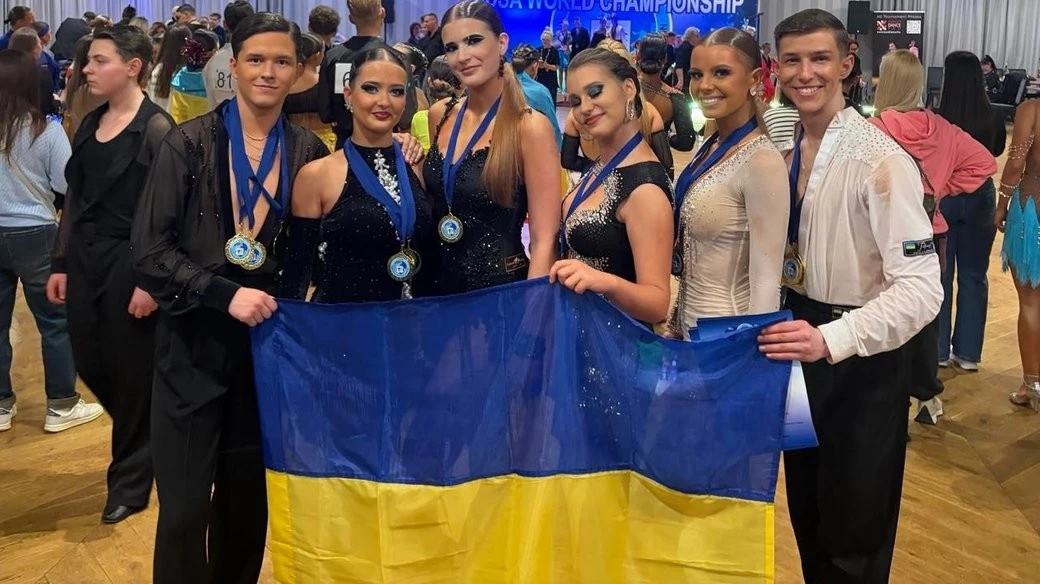 Тріумф на паркеті: танцюристи з Дніпра підкорили п’єдестали світової та європейської першостей