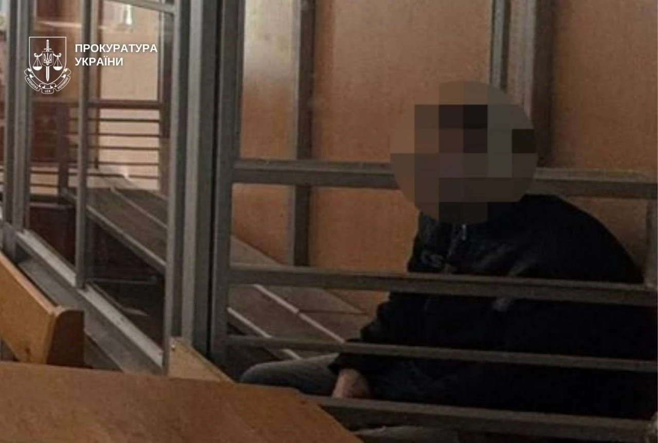 За ґратами на 13 років: у Дніпрі винесли вирок батькові за насильство над донькою