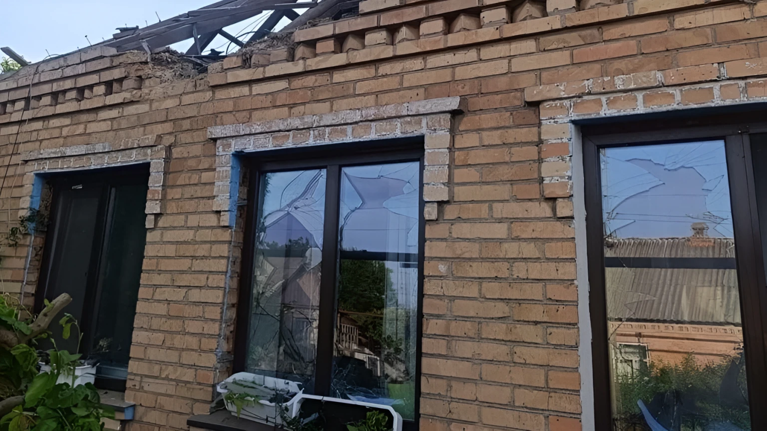 Ніч під атакою: ППО збила 20 дронів над Дніпропетровщиною, двоє поранених