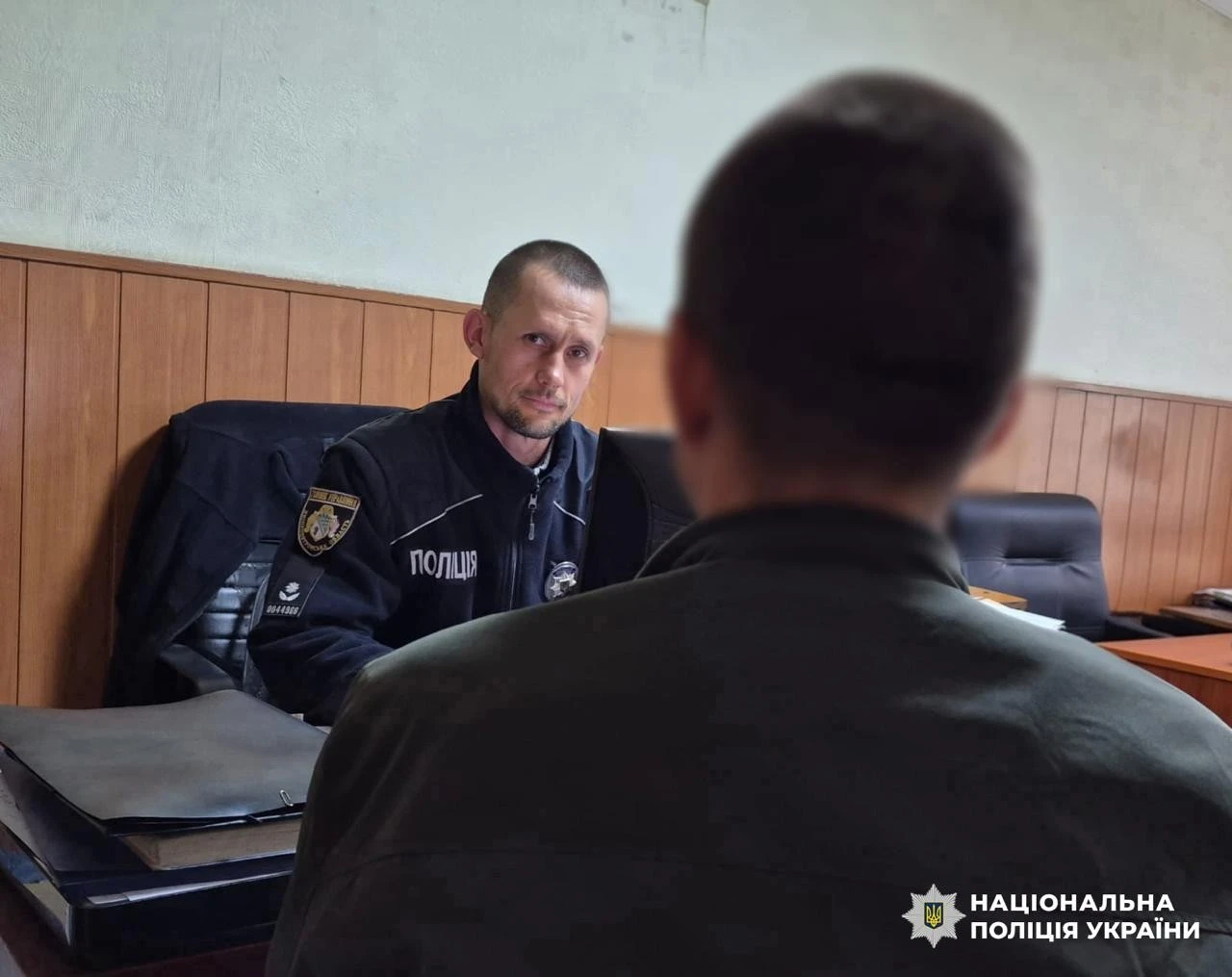 У Кам’янському затримали чоловіка з великим арсеналом вибухівки та зброї
